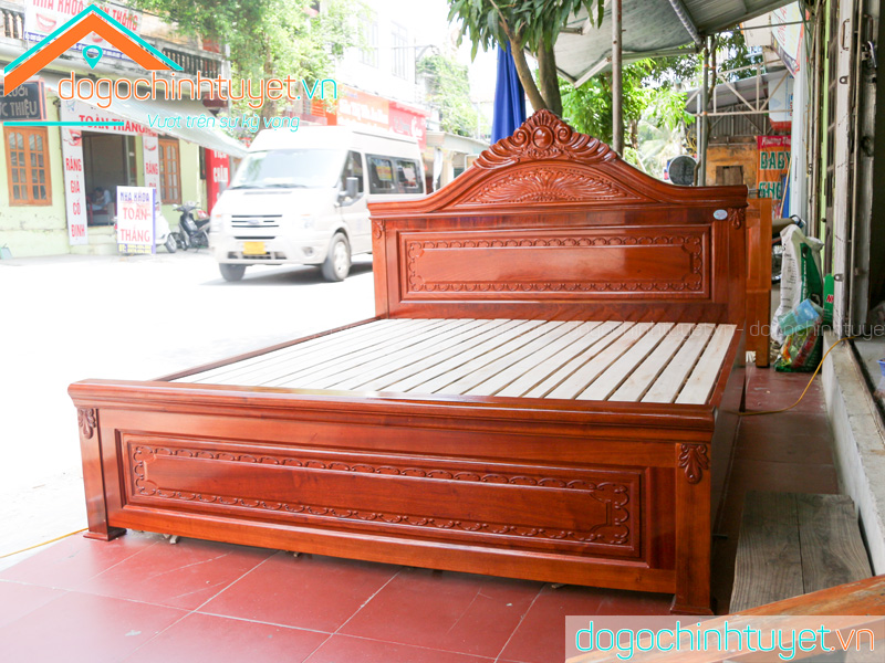 Giường gỗ lát Nam Phi